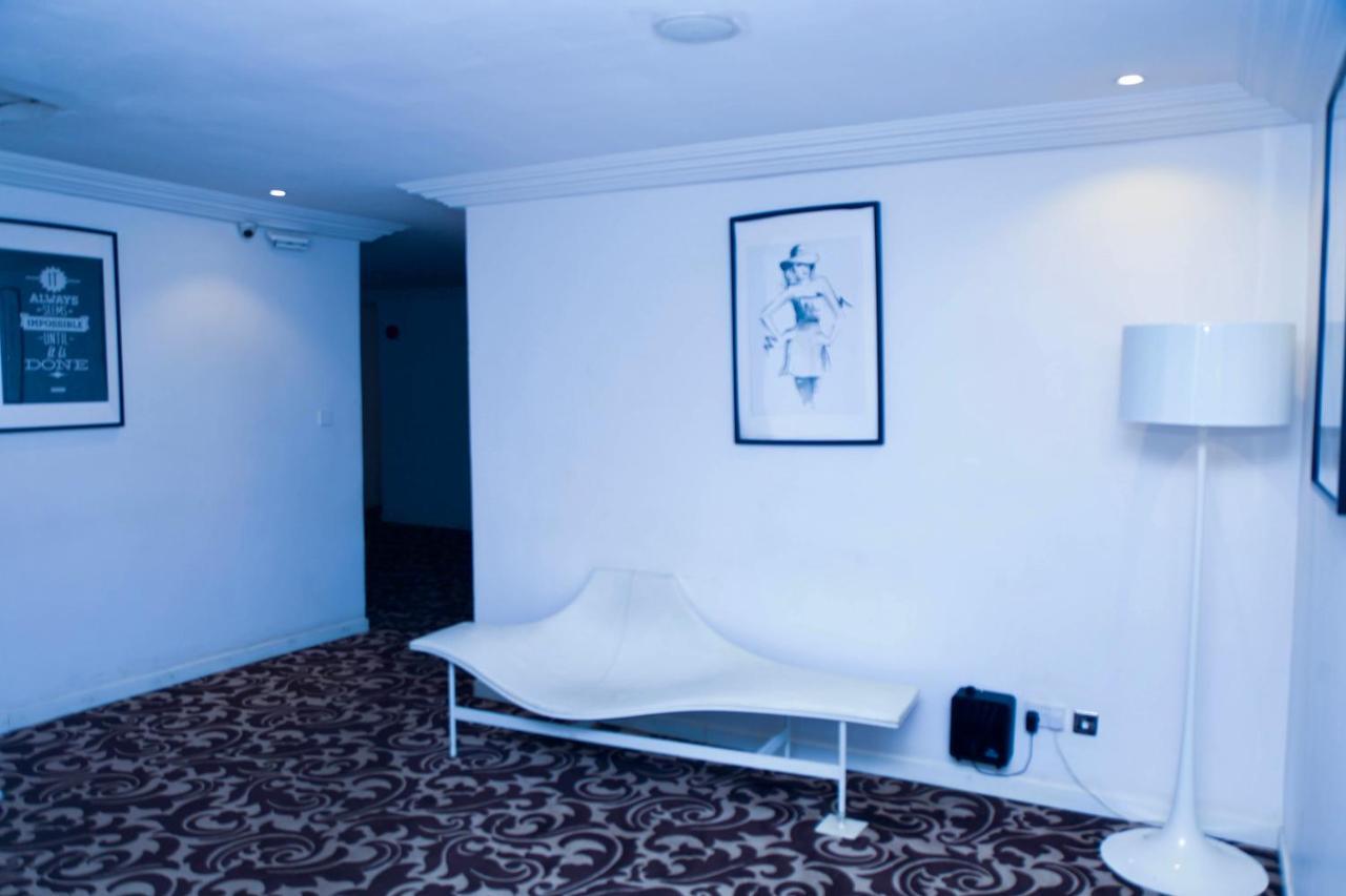 Summerset Continental Hotel Gana Mobushipe Luaran gambar
